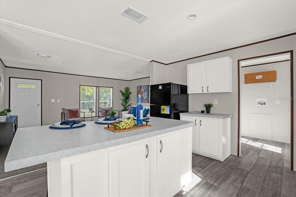 En Venta: $225,000 (4 camas, 2 baños, 1456 Pies cuadrados)