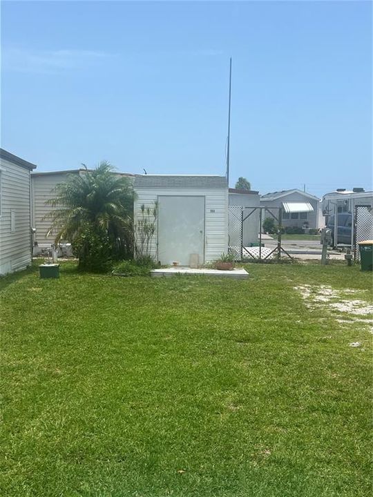 待售: $43,000 (0.04 acres)