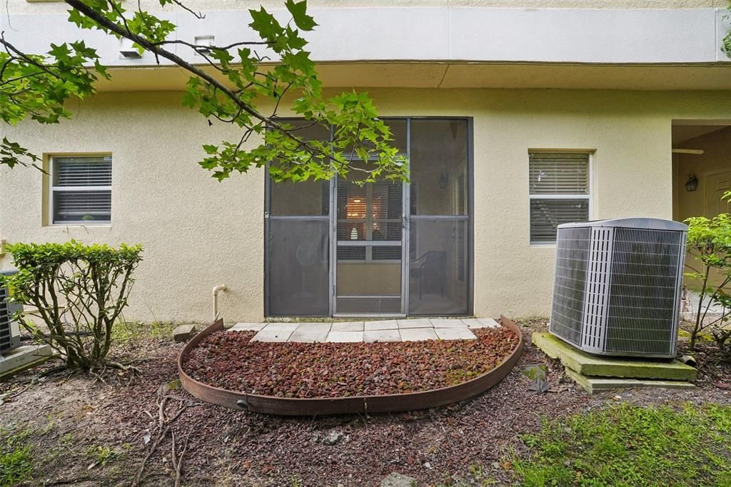 Active With Contract: $294,997 (3 beds, 2 baths, 1827 Square Feet)