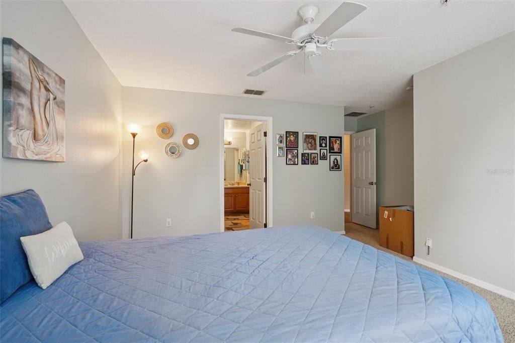 Active With Contract: $294,997 (3 beds, 2 baths, 1827 Square Feet)