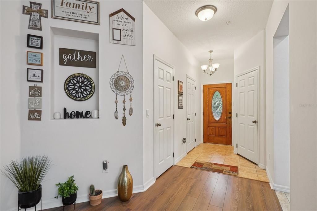 Active With Contract: $294,997 (3 beds, 2 baths, 1827 Square Feet)