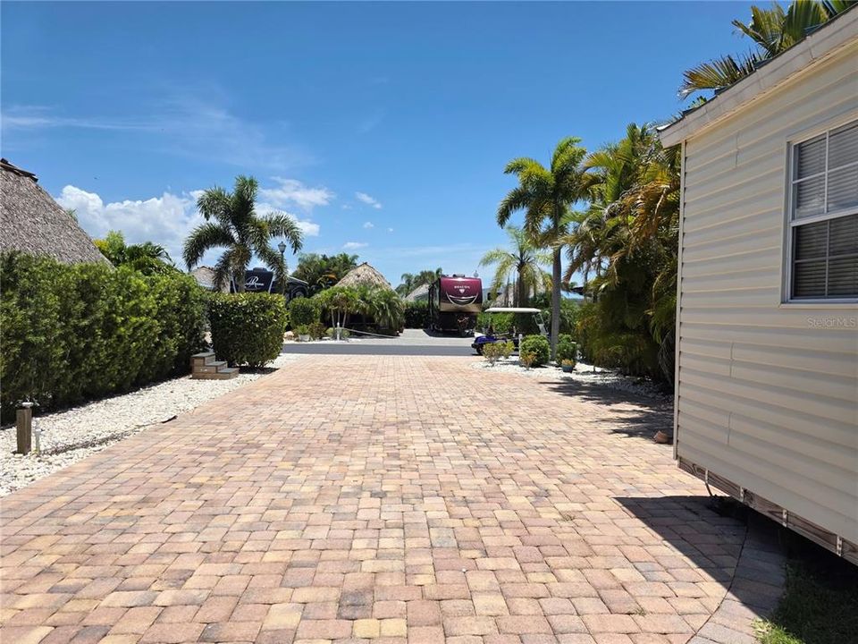 待售: $182,500 (0.07 acres)