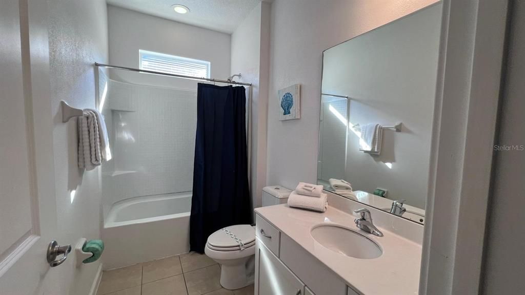 For Rent: $5,300 (10 beds, 8 baths, 4095 Square Feet)