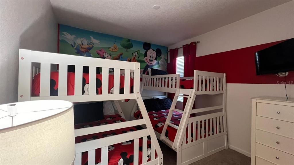 For Rent: $5,300 (10 beds, 8 baths, 4095 Square Feet)