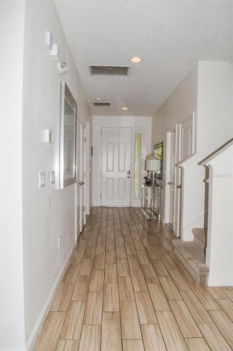 For Rent: $5,300 (10 beds, 8 baths, 4095 Square Feet)