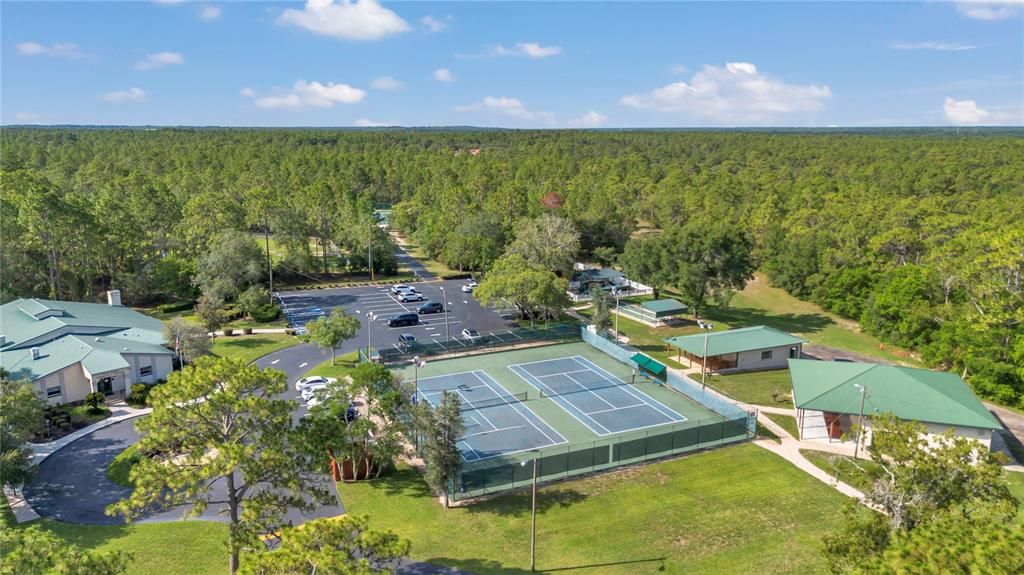 Active With Contract: $549,900 (3 beds, 2 baths, 2121 Square Feet)