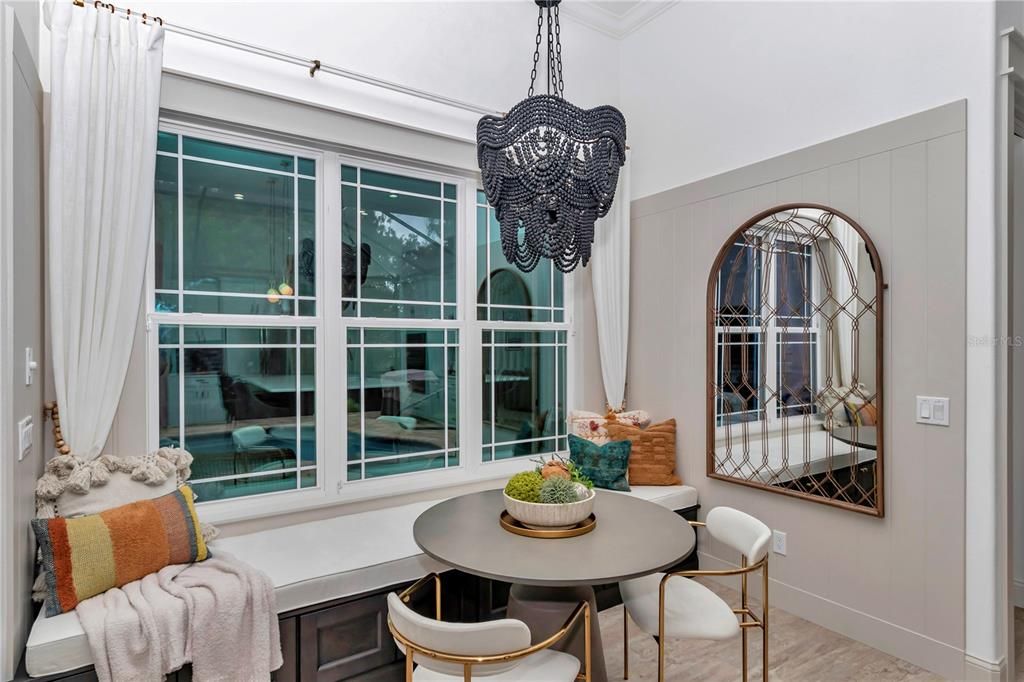 Active With Contract: $549,900 (3 beds, 2 baths, 2121 Square Feet)