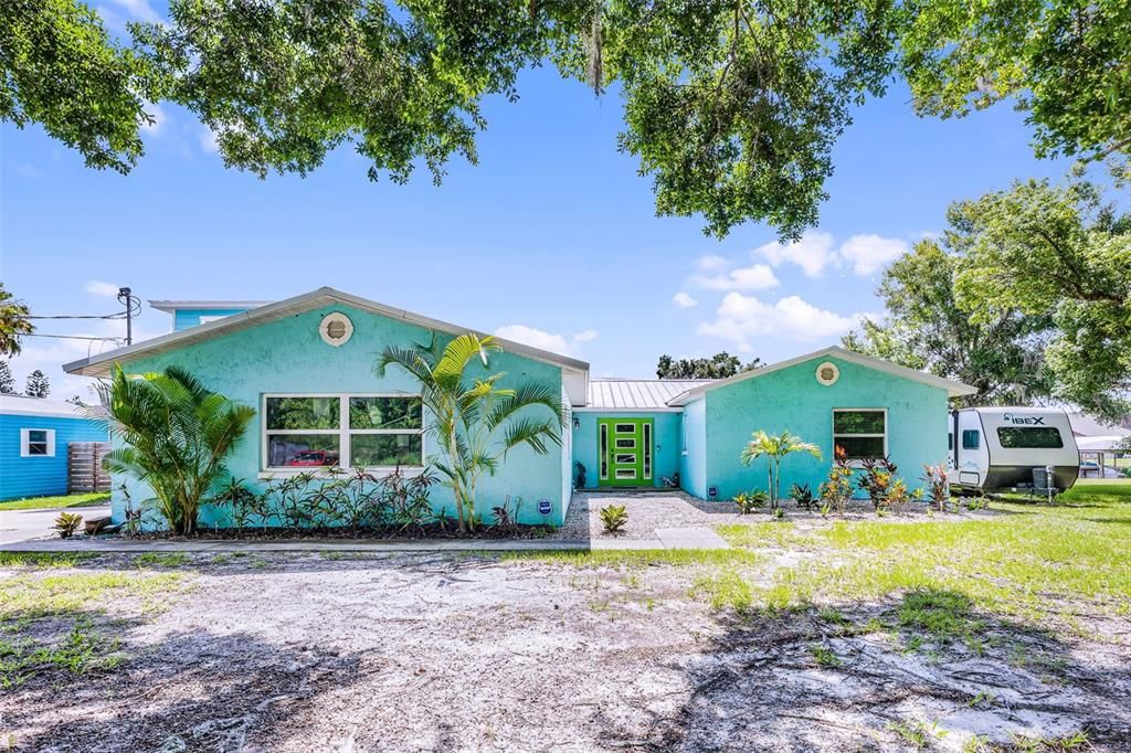 На продажу: $839,900 (4 спален, 3 ванн, 2159 Квадратных фут)