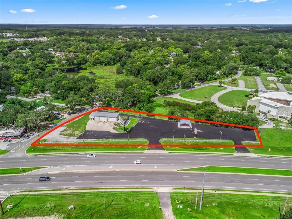 For Sale: $999,900 (0 beds, 0 baths, 2400 Square Feet)