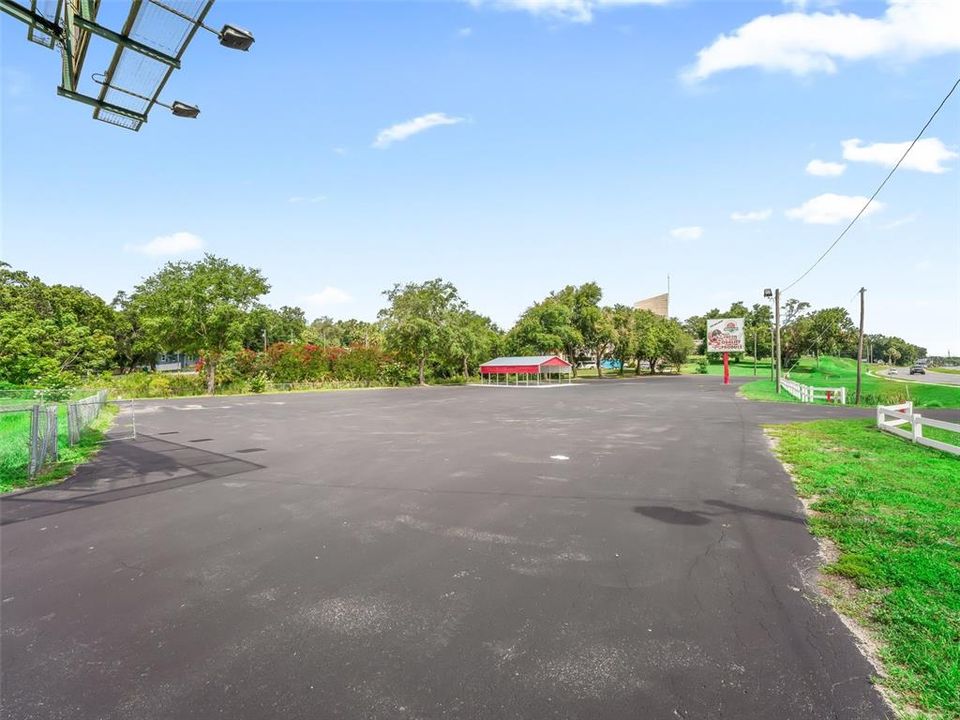 For Sale: $999,900 (0 beds, 0 baths, 2400 Square Feet)