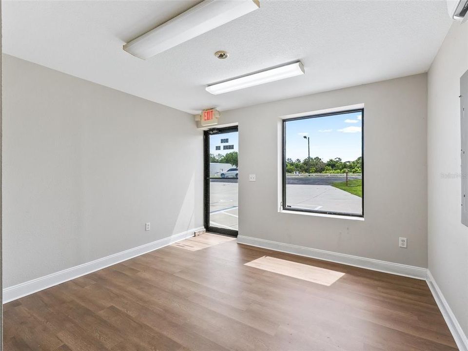 For Sale: $999,900 (0 beds, 0 baths, 2400 Square Feet)