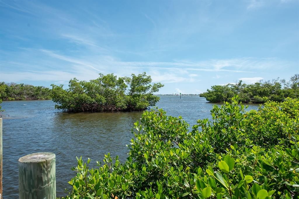 Activo con contrato: $750,000 (0.39 acres)