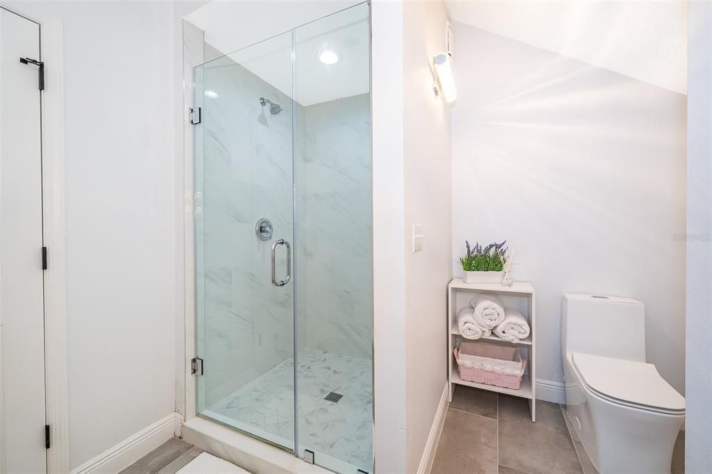 For Sale: $1,590,000 (5 beds, 3 baths, 4347 Square Feet)