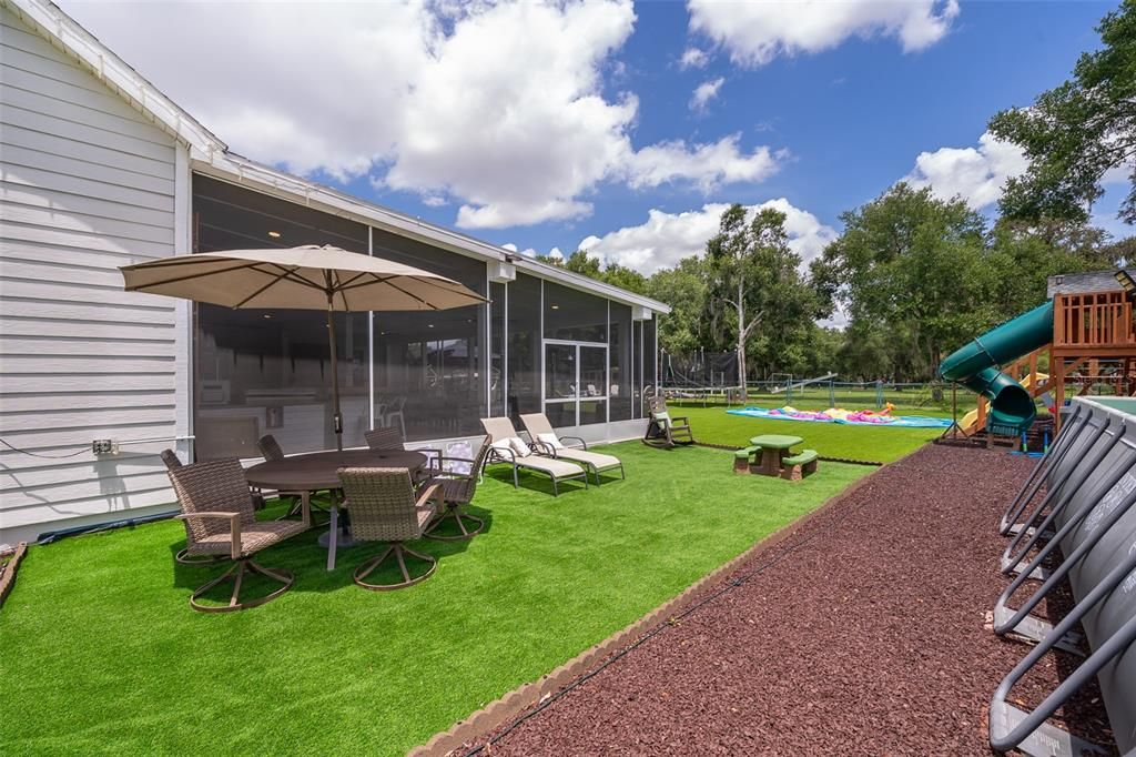 For Sale: $1,590,000 (5 beds, 3 baths, 4347 Square Feet)