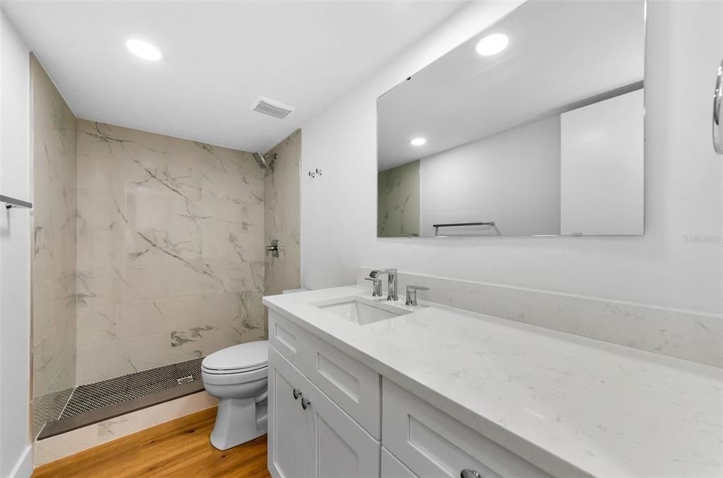 For Sale: $270,000 (2 beds, 2 baths, 1565 Square Feet)