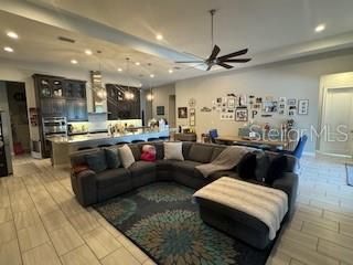 For Sale: $1,399,000 (5 beds, 5 baths, 4172 Square Feet)