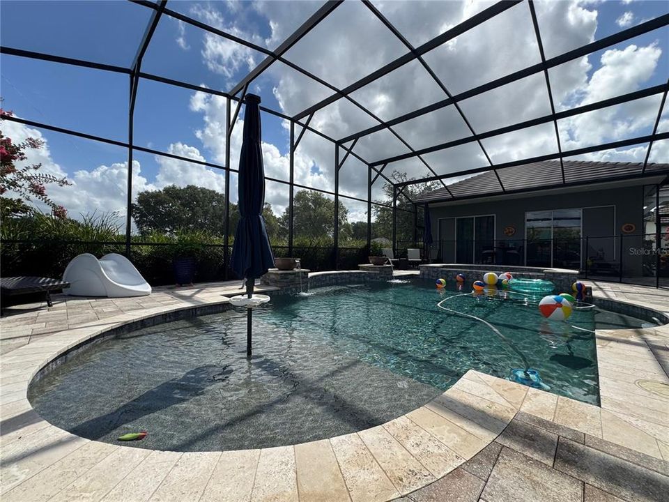 For Sale: $1,399,000 (5 beds, 5 baths, 4172 Square Feet)