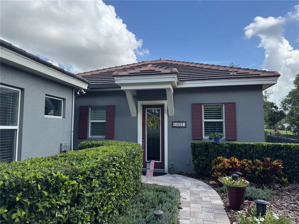 For Sale: $1,399,000 (5 beds, 5 baths, 4172 Square Feet)