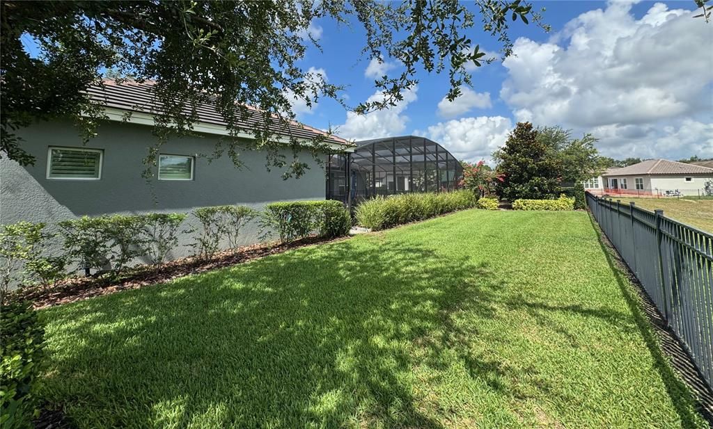 For Sale: $1,399,000 (5 beds, 5 baths, 4172 Square Feet)