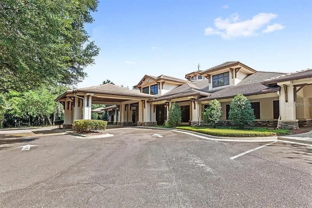 For Sale: $1,399,000 (5 beds, 5 baths, 4172 Square Feet)