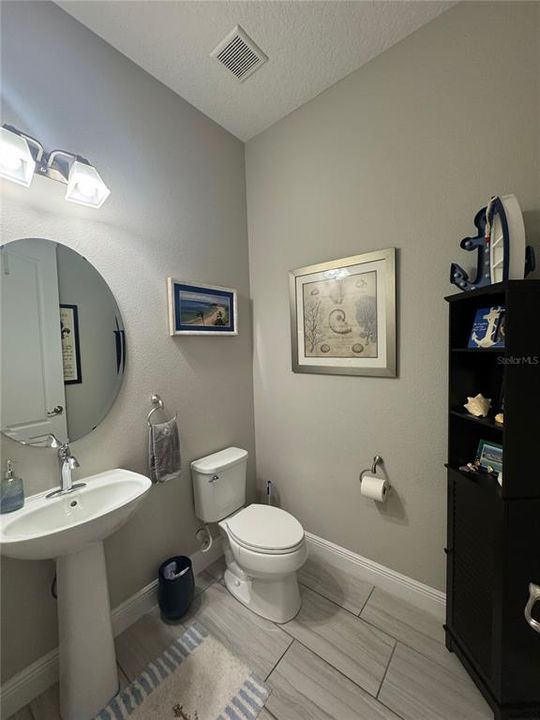 For Sale: $1,399,000 (5 beds, 5 baths, 4172 Square Feet)