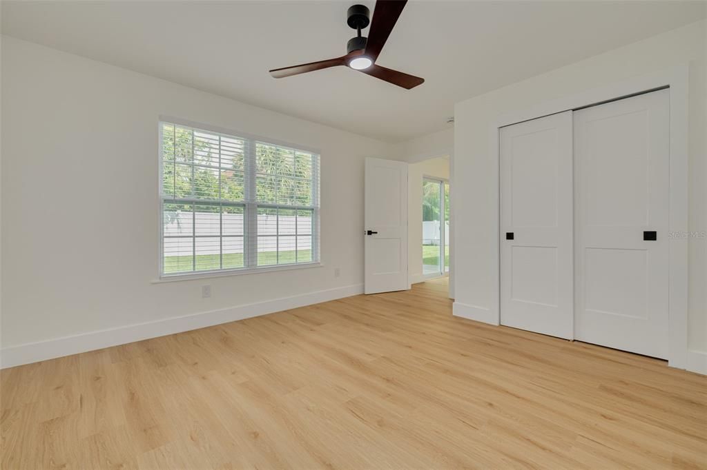 На продажу: $795,000 (4 спален, 2 ванн, 1885 Квадратных фут)