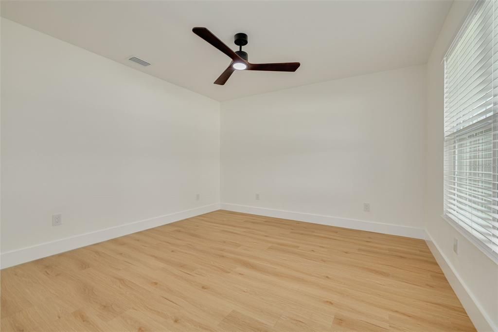 На продажу: $795,000 (4 спален, 2 ванн, 1885 Квадратных фут)