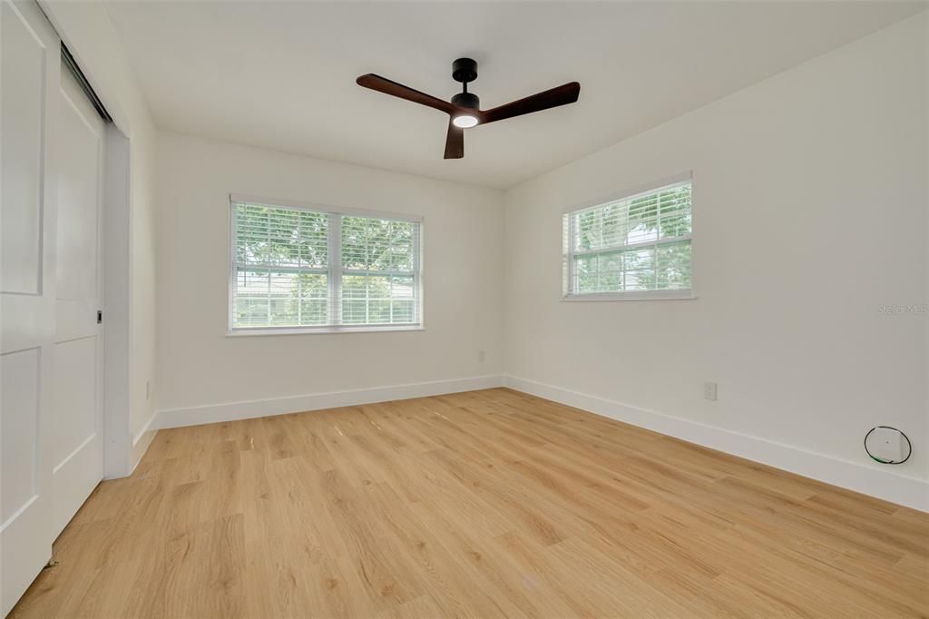 На продажу: $795,000 (4 спален, 2 ванн, 1885 Квадратных фут)