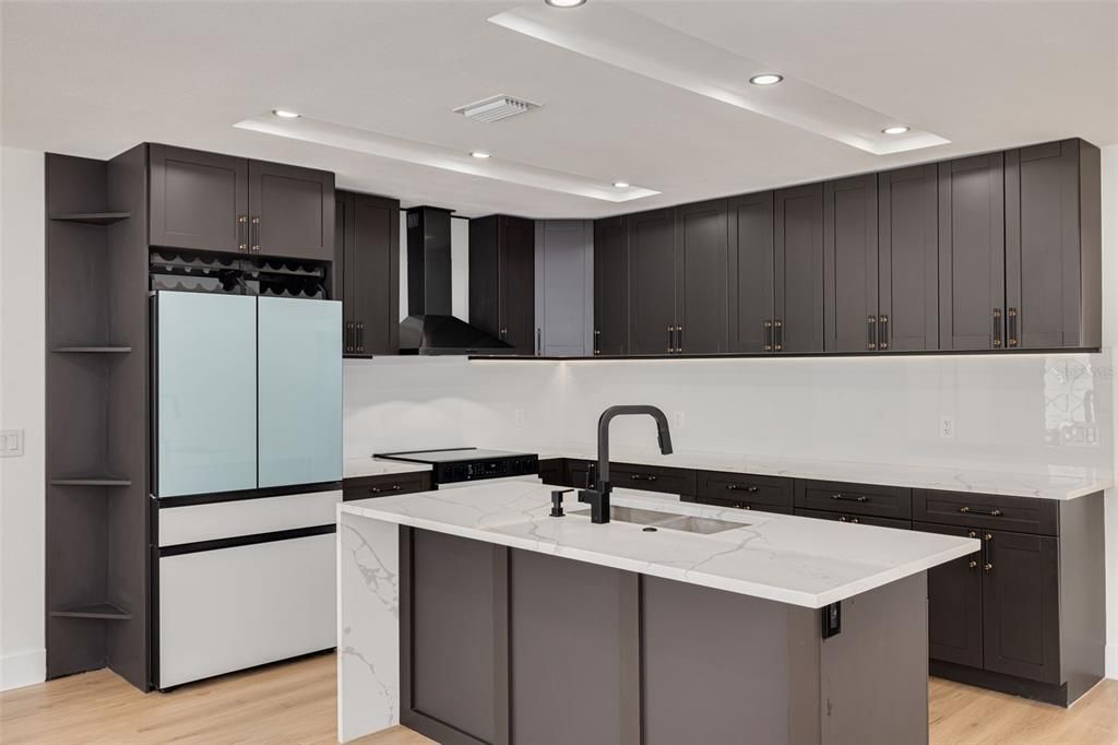 На продажу: $795,000 (4 спален, 2 ванн, 1885 Квадратных фут)