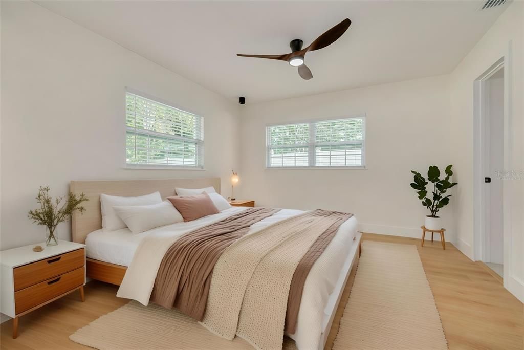 На продажу: $795,000 (4 спален, 2 ванн, 1885 Квадратных фут)