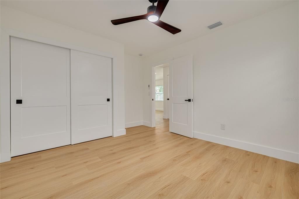 На продажу: $795,000 (4 спален, 2 ванн, 1885 Квадратных фут)