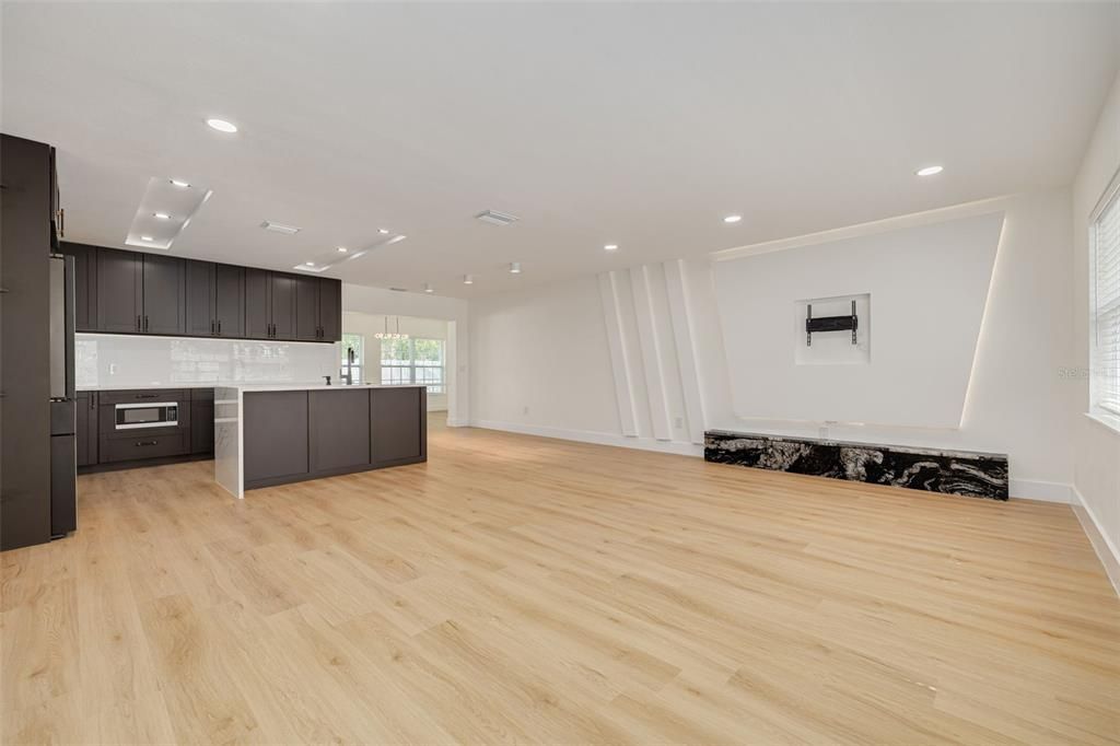 На продажу: $795,000 (4 спален, 2 ванн, 1885 Квадратных фут)