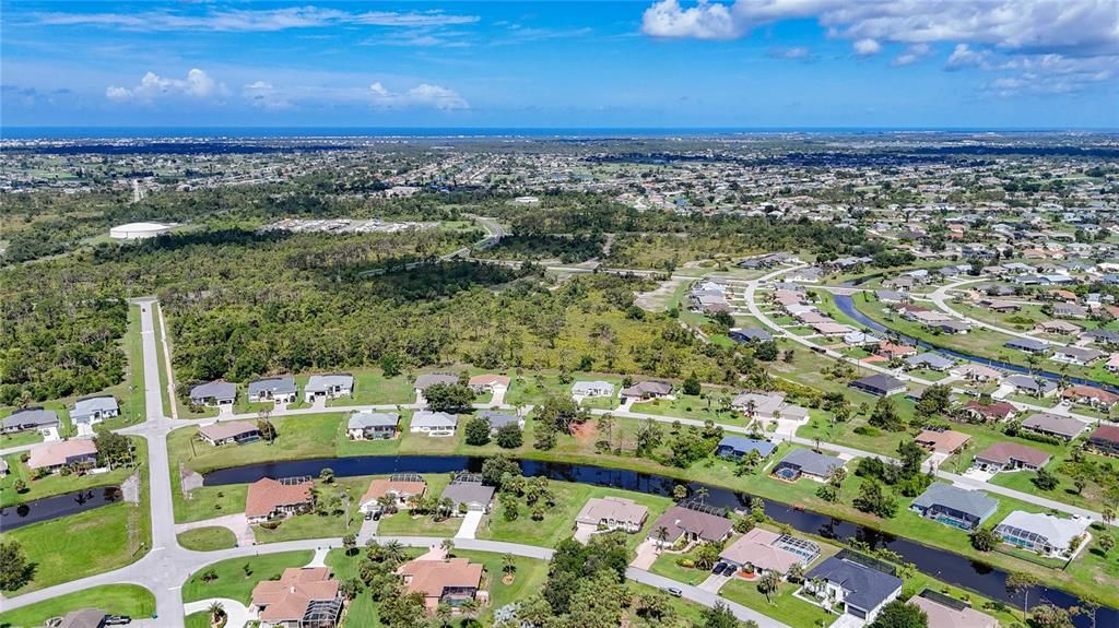 For Rent: $2,250 (3 beds, 2 baths, 2006 Square Feet)