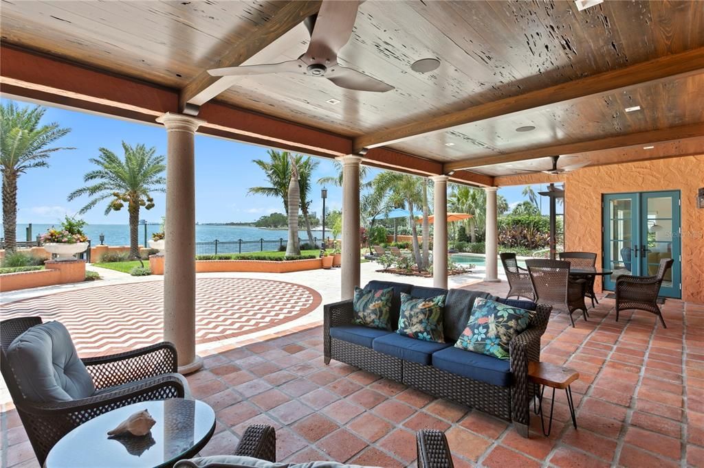 For Sale: $12,000,000 (6 beds, 5 baths, 7101 Square Feet)