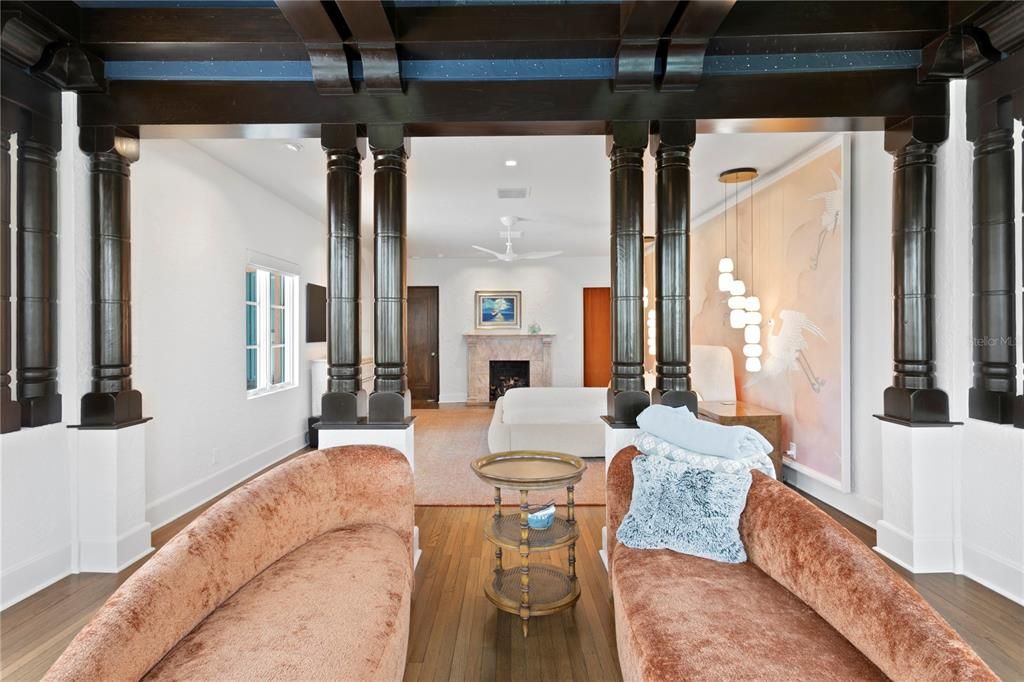 For Sale: $12,000,000 (6 beds, 5 baths, 7101 Square Feet)