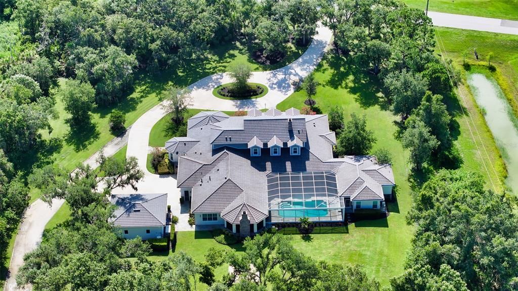 For Sale: $3,627,000 (5 beds, 5 baths, 6954 Square Feet)