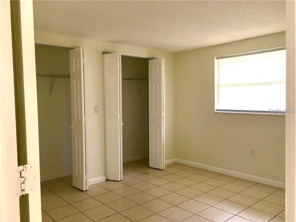 Active With Contract: $175,000 (3 beds, 2 baths, 1056 Square Feet)