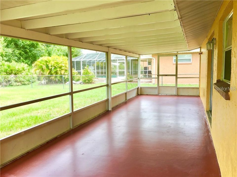 Active With Contract: $175,000 (3 beds, 2 baths, 1056 Square Feet)