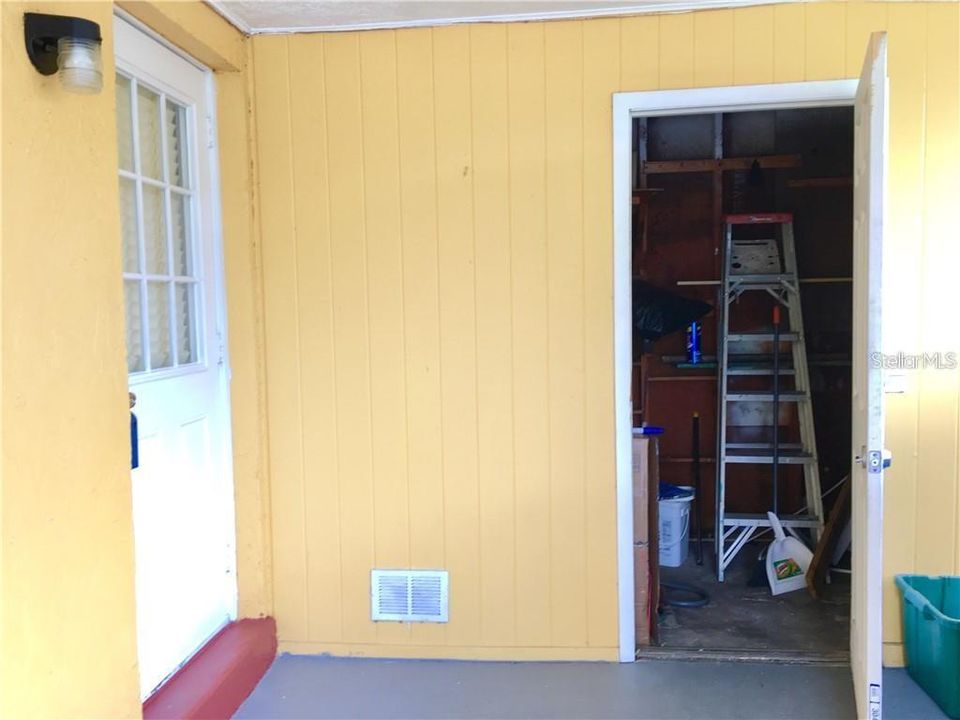 Active With Contract: $175,000 (3 beds, 2 baths, 1056 Square Feet)