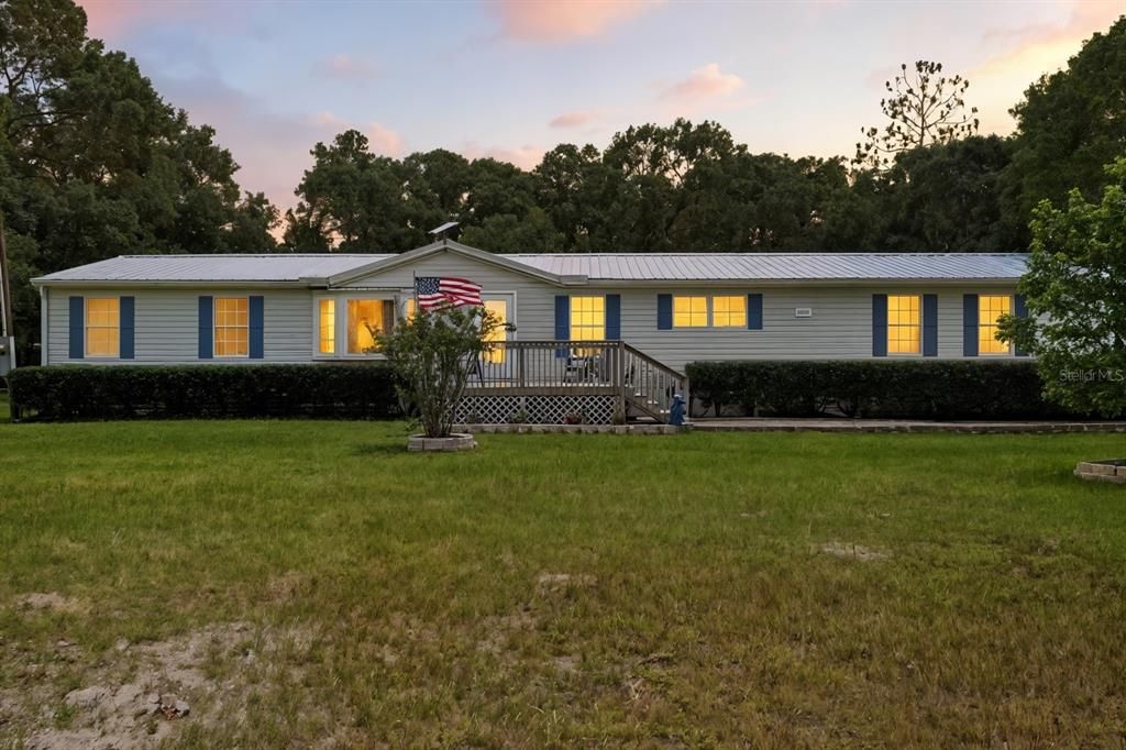 Active With Contract: $415,000 (3 beds, 2 baths, 2196 Square Feet)