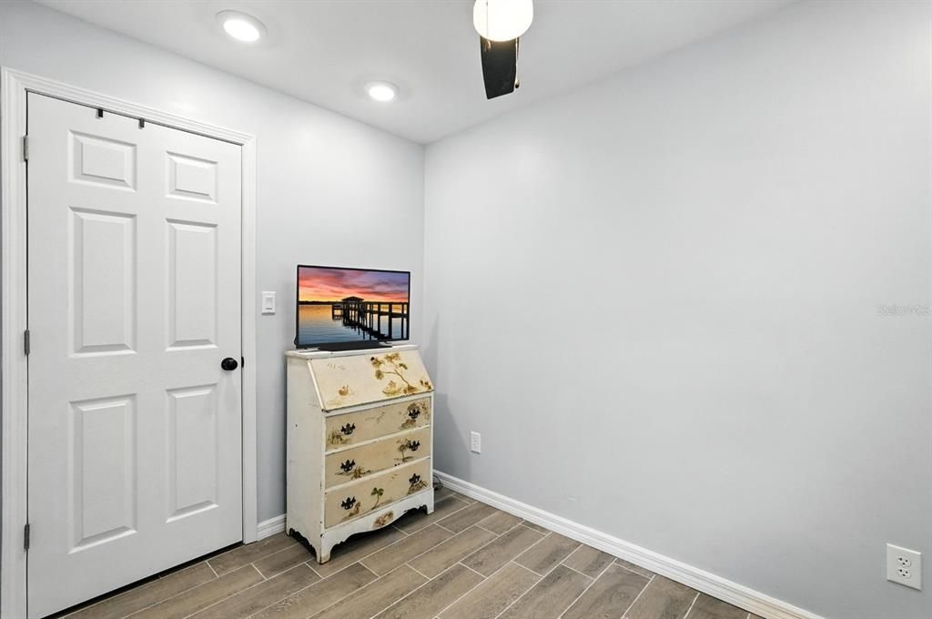 Active With Contract: $415,000 (3 beds, 2 baths, 2196 Square Feet)