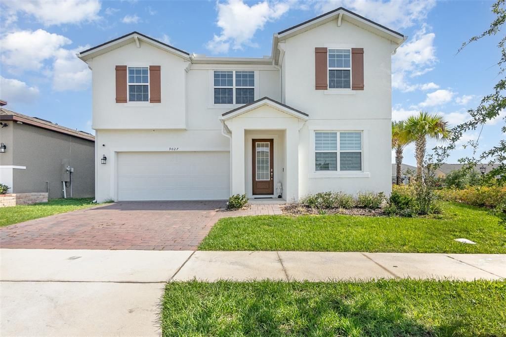 Recently Sold: $530,000 (5 beds, 3 baths, 2588 Square Feet)
