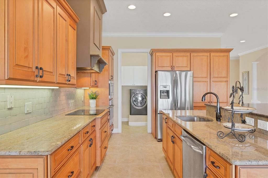 待售: $1,895,000 (3 贝兹, 2 浴室, 2399 平方英尺)