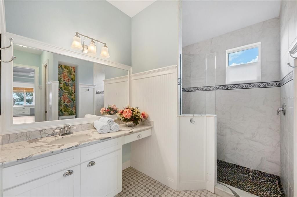 待售: $1,895,000 (3 贝兹, 2 浴室, 2399 平方英尺)