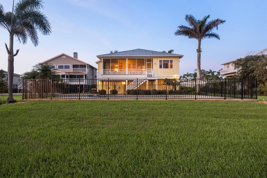 待售: $1,895,000 (3 贝兹, 2 浴室, 2399 平方英尺)