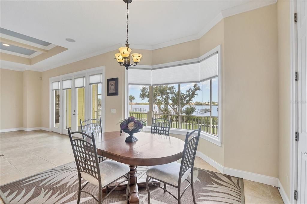 待售: $1,895,000 (3 贝兹, 2 浴室, 2399 平方英尺)