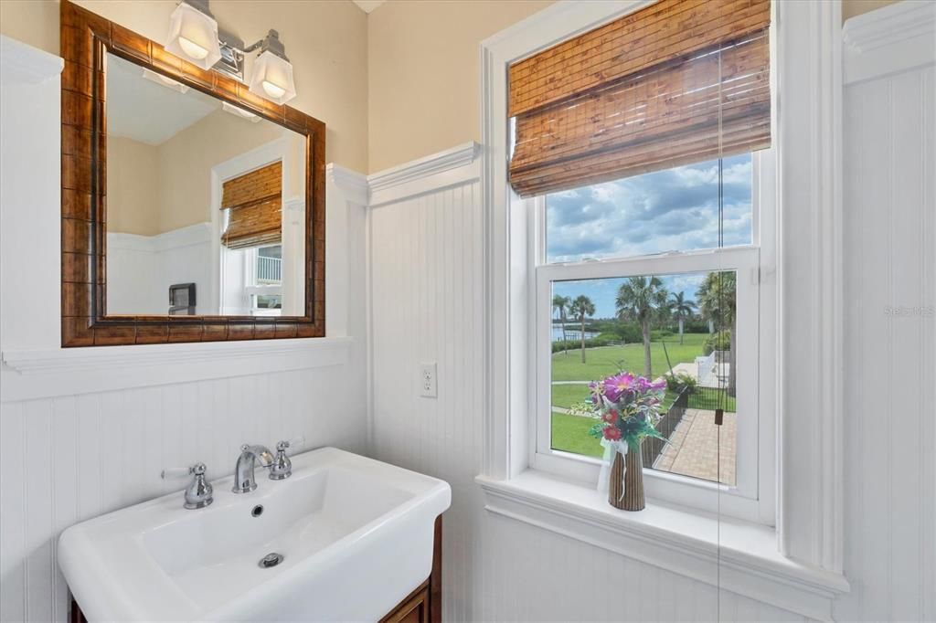 待售: $1,895,000 (3 贝兹, 2 浴室, 2399 平方英尺)