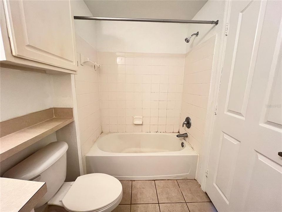 Activo con contrato: $150,000 (1 camas, 1 baños, 636 Pies cuadrados)