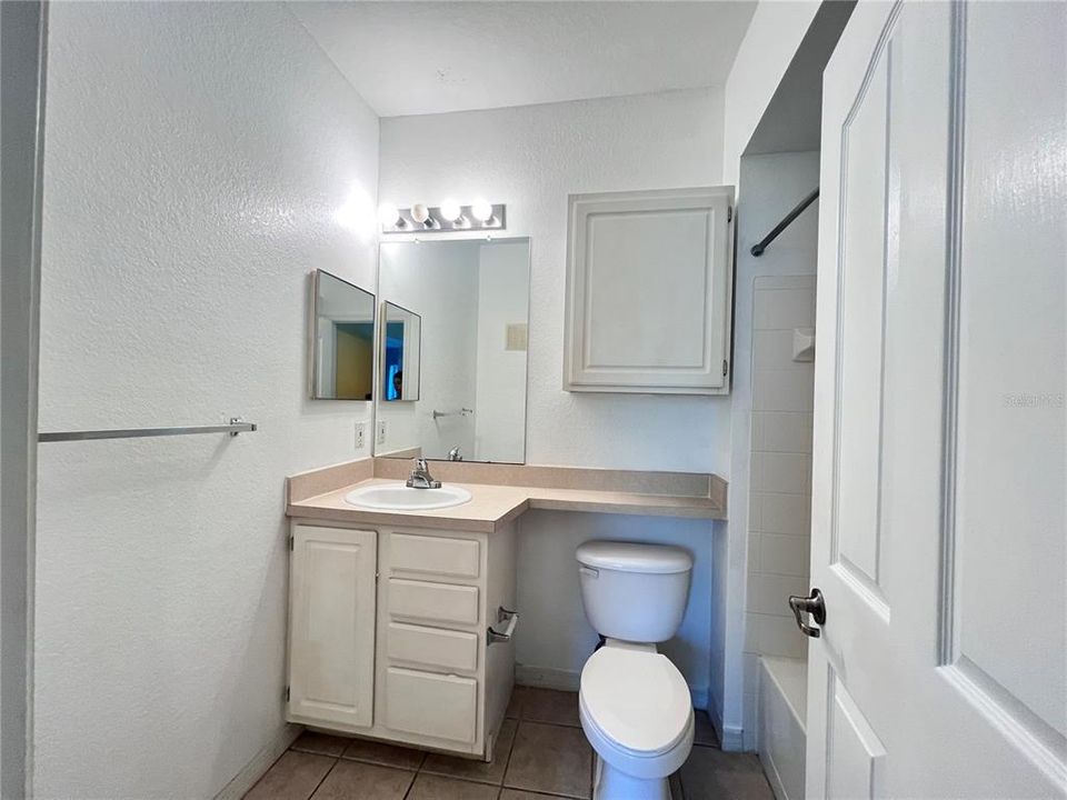 Activo con contrato: $150,000 (1 camas, 1 baños, 636 Pies cuadrados)