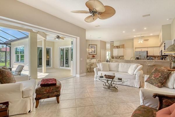 В аренду: $12,000 (4 спален, 3 ванн, 2546 Квадратных фут)